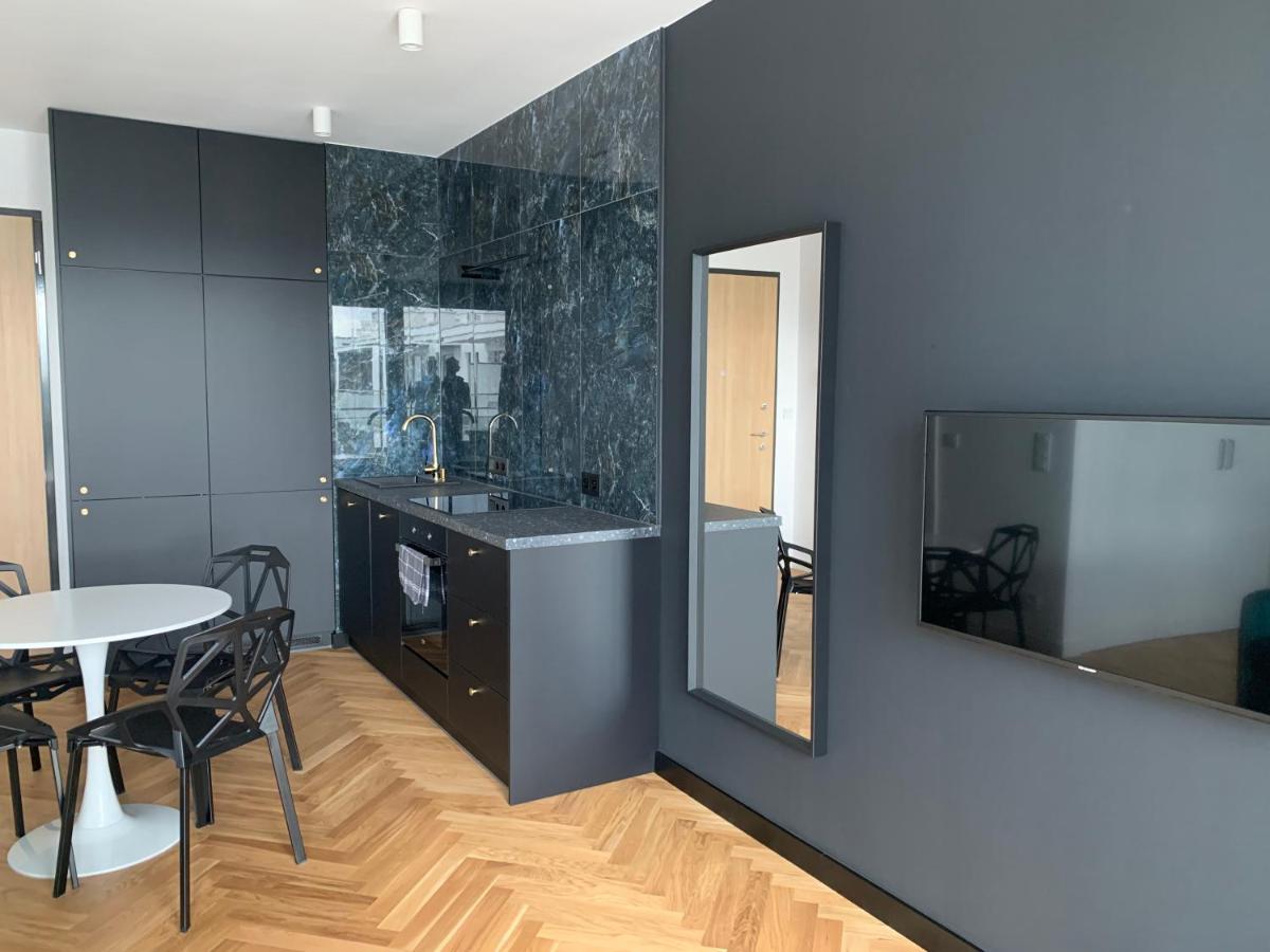 Apartamenty Wola Goleszowska Warschau Buitenkant foto
